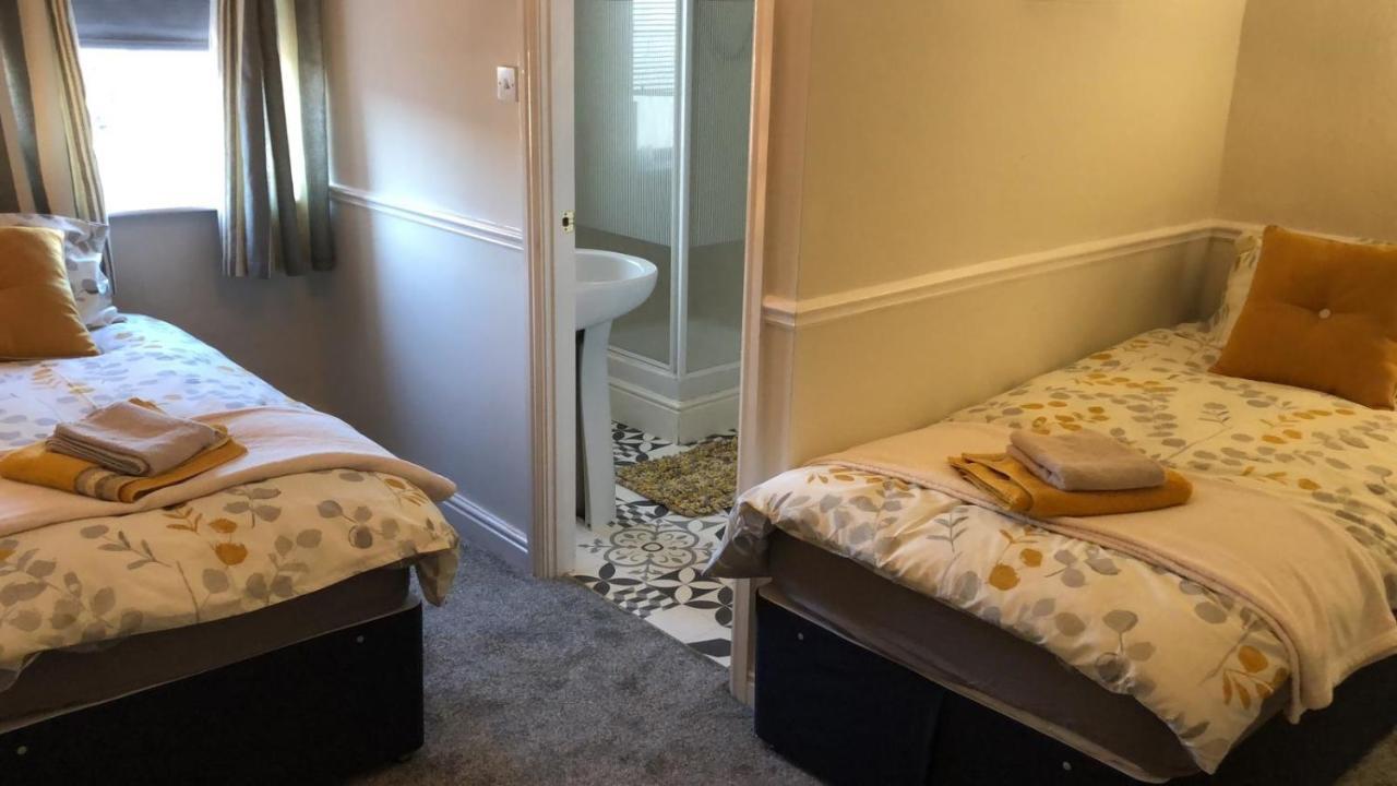 The New Wellington Hotel Brierley Hill Eksteriør billede
