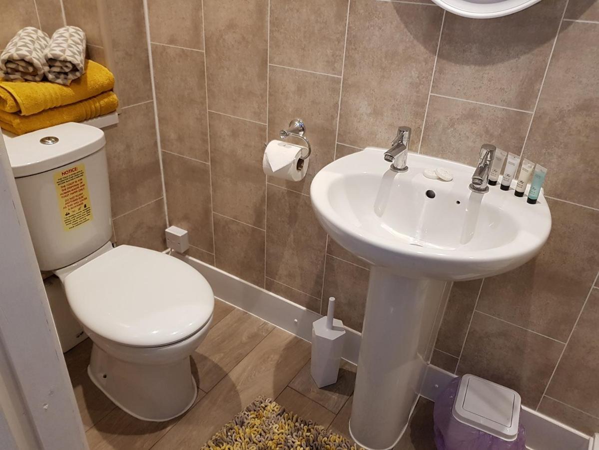 The New Wellington Hotel Brierley Hill Eksteriør billede