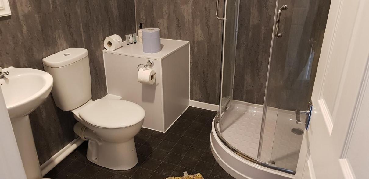 The New Wellington Hotel Brierley Hill Eksteriør billede